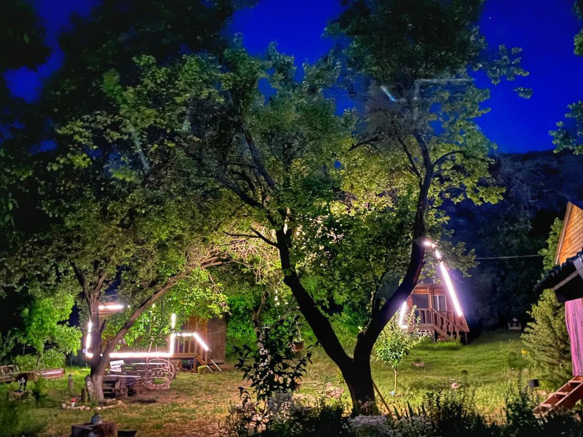 Teo'S Cottages Dedoplis Tskaro Exterior foto